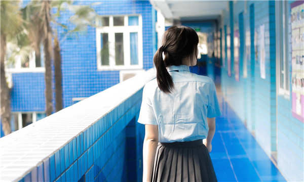 镇康如何找到一个可以帮助我生孩子的女人？